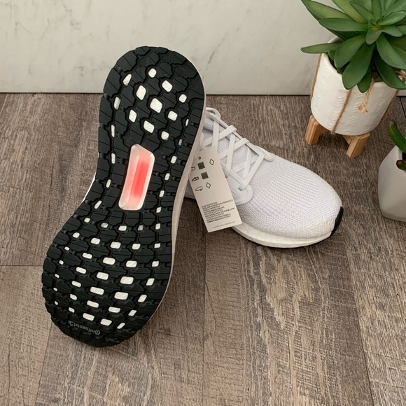 adidas UltraBOOST 20 Triple White - Picture 9 of 9